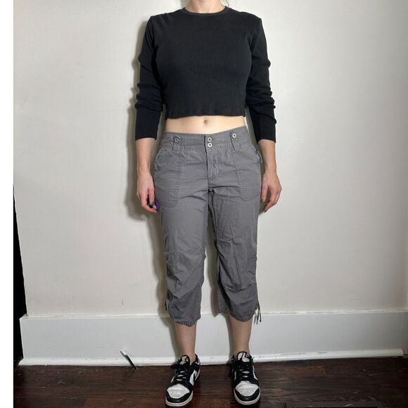 y2k GAP JEANS Gray Cargo Capri Pants Size 8 - Picture 1 of 12